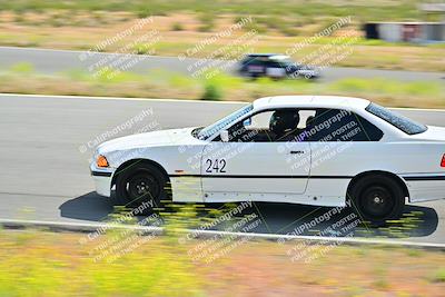media/May-04-2024-Team Topak Racing (Sat) [[1dff1aa745]]/Inter Low 2/Session 2/
